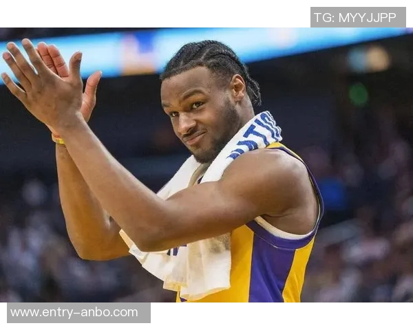 詹姆斯泪洒赛场布朗尼坦言对此并不意外情绪几近失控